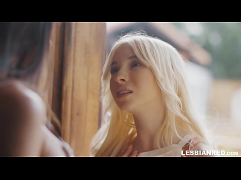 ❤️ Mergina grįžta namo po kelių mėnesių ir baigia valgyti savo patėvio putę ️ Super porno prie lt.oldsex.ru ❤